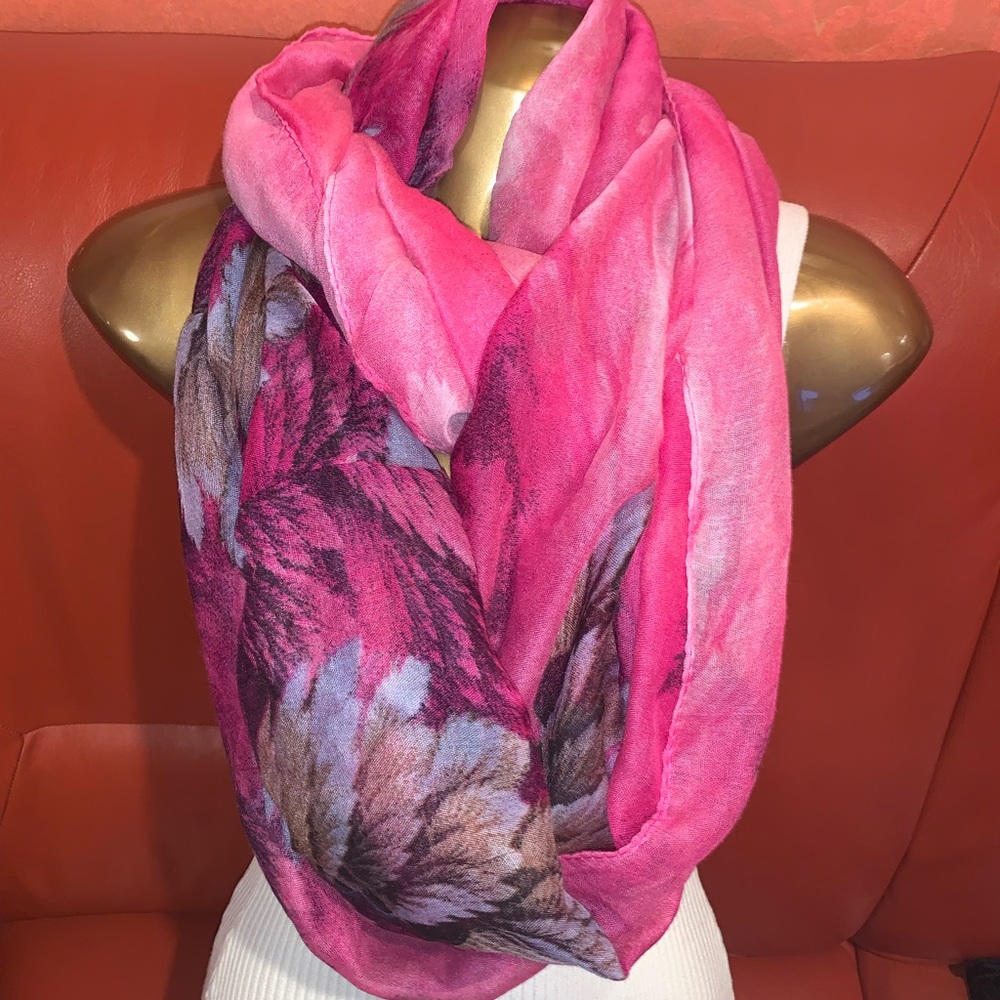 Beautiful infinity scarf
